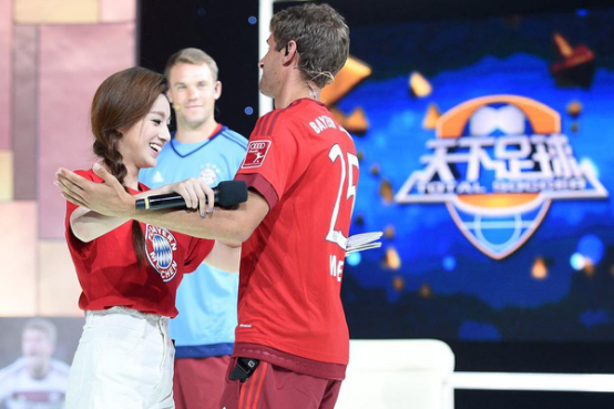 马凡舒与穆勒在节目中互动